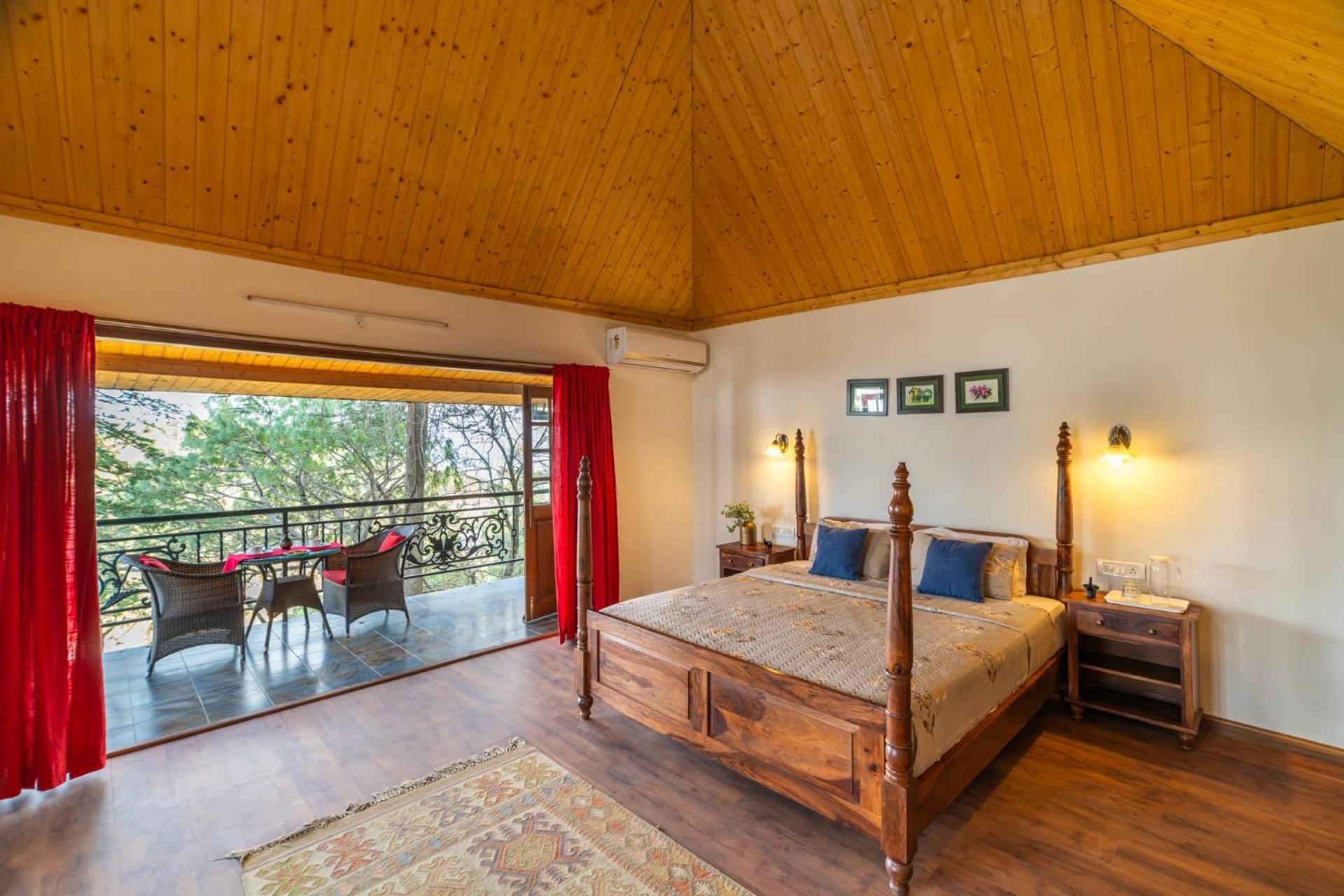Stayvista At Paris Villa With Pvt Pool & Valley View Kasauli Eksteriør bilde